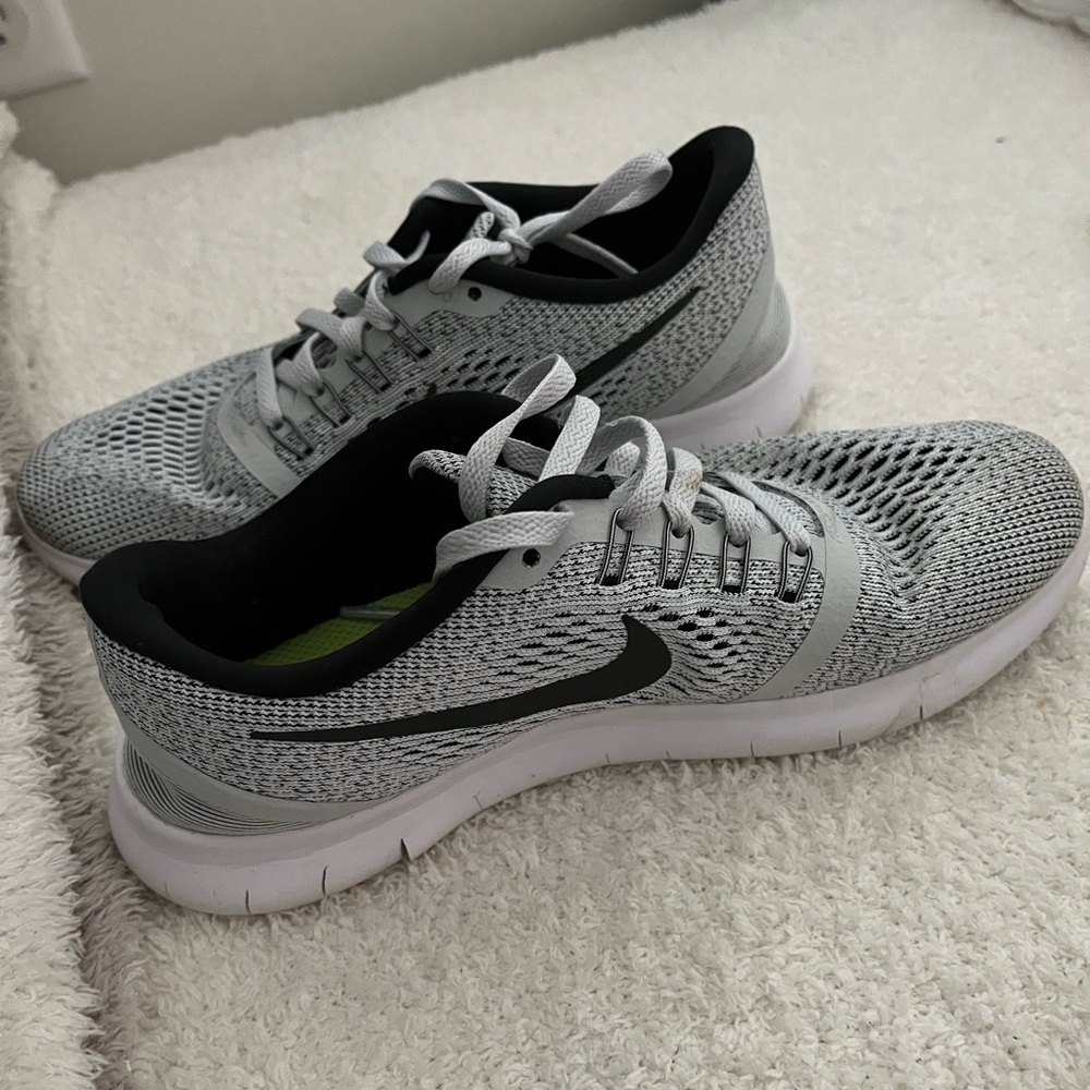 Nike Free RNs
